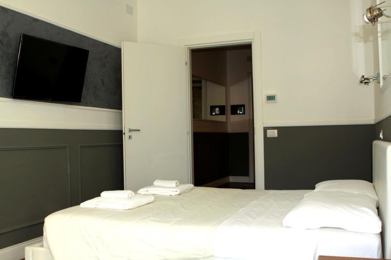 Coolhouse At Colosseo Rome Exterior photo